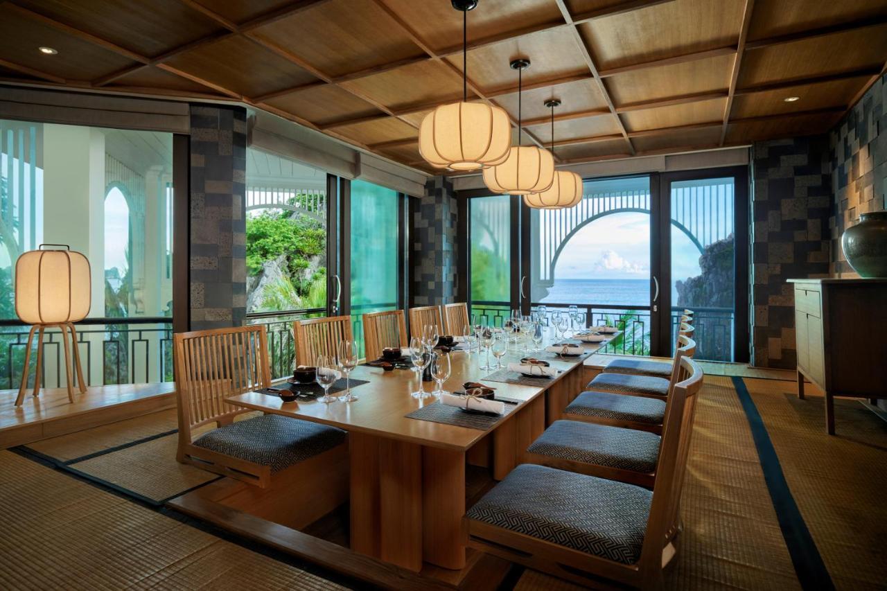 Hotel Perle D'Orient Cat Ba - Mgallery Chan Chau Εξωτερικό φωτογραφία The interior of the restaurant