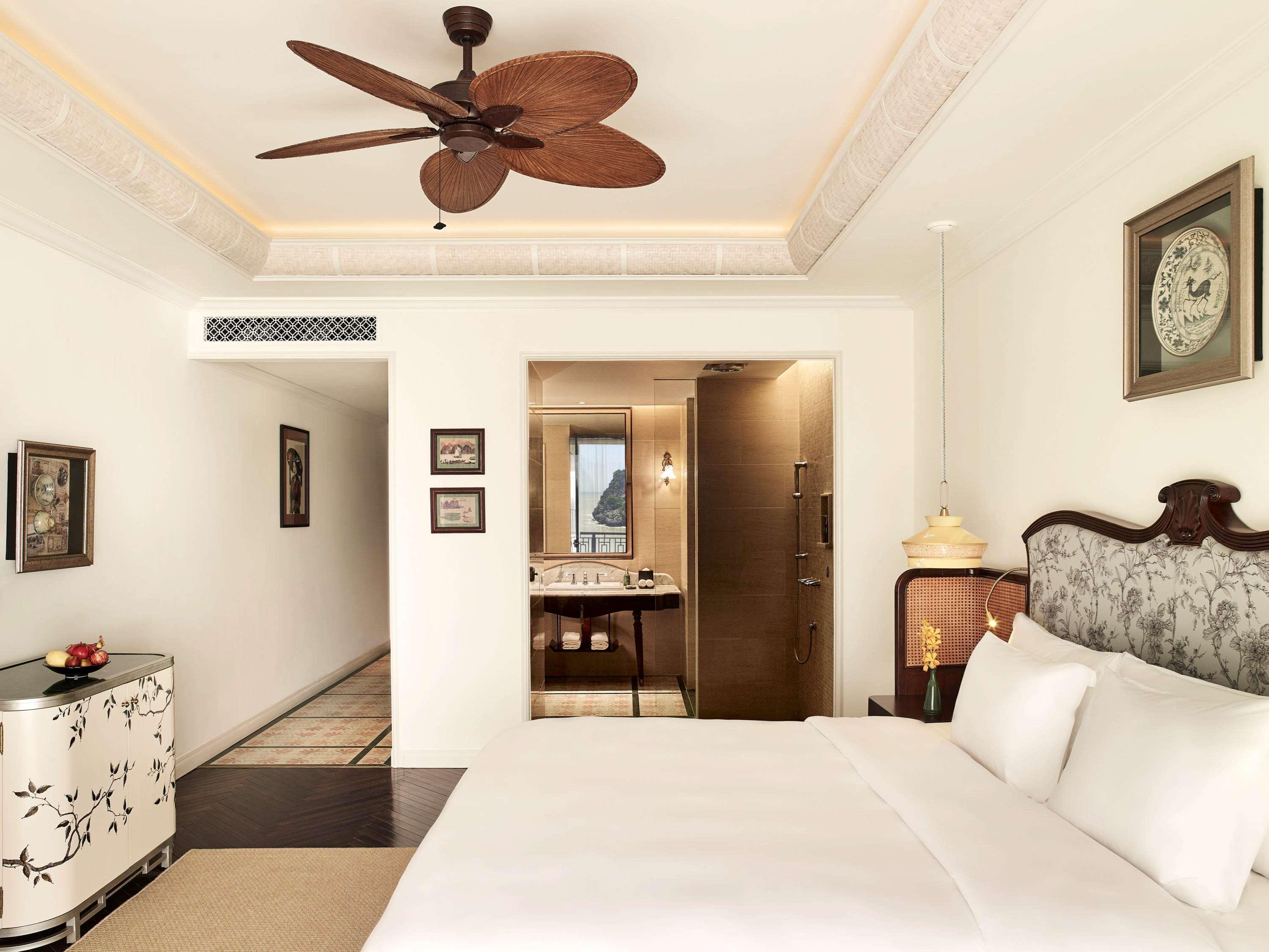 Hotel Perle D'Orient Cat Ba - Mgallery Chan Chau Εξωτερικό φωτογραφία A room at the Taj Bengal