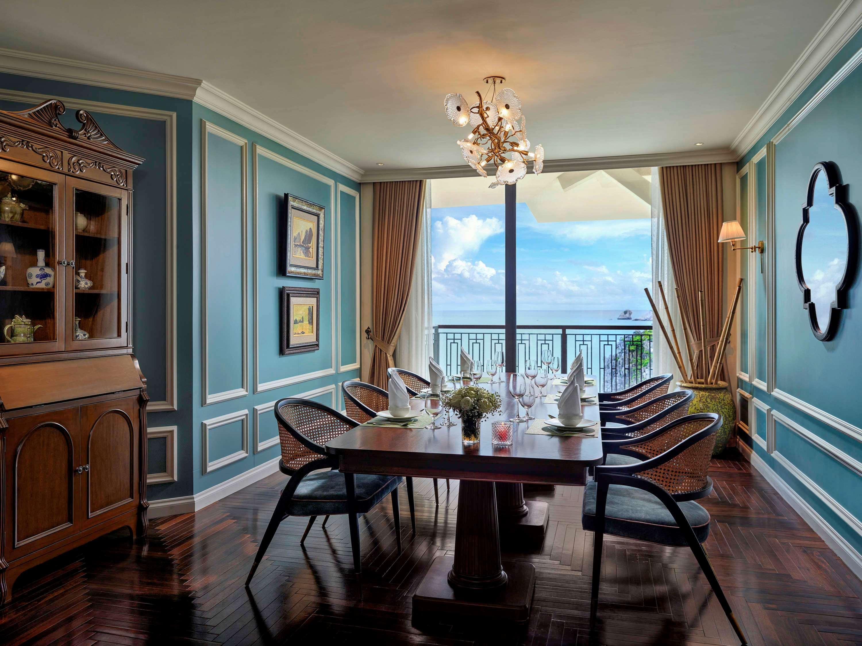 Hotel Perle D'Orient Cat Ba - Mgallery Chan Chau Εξωτερικό φωτογραφία Dining room