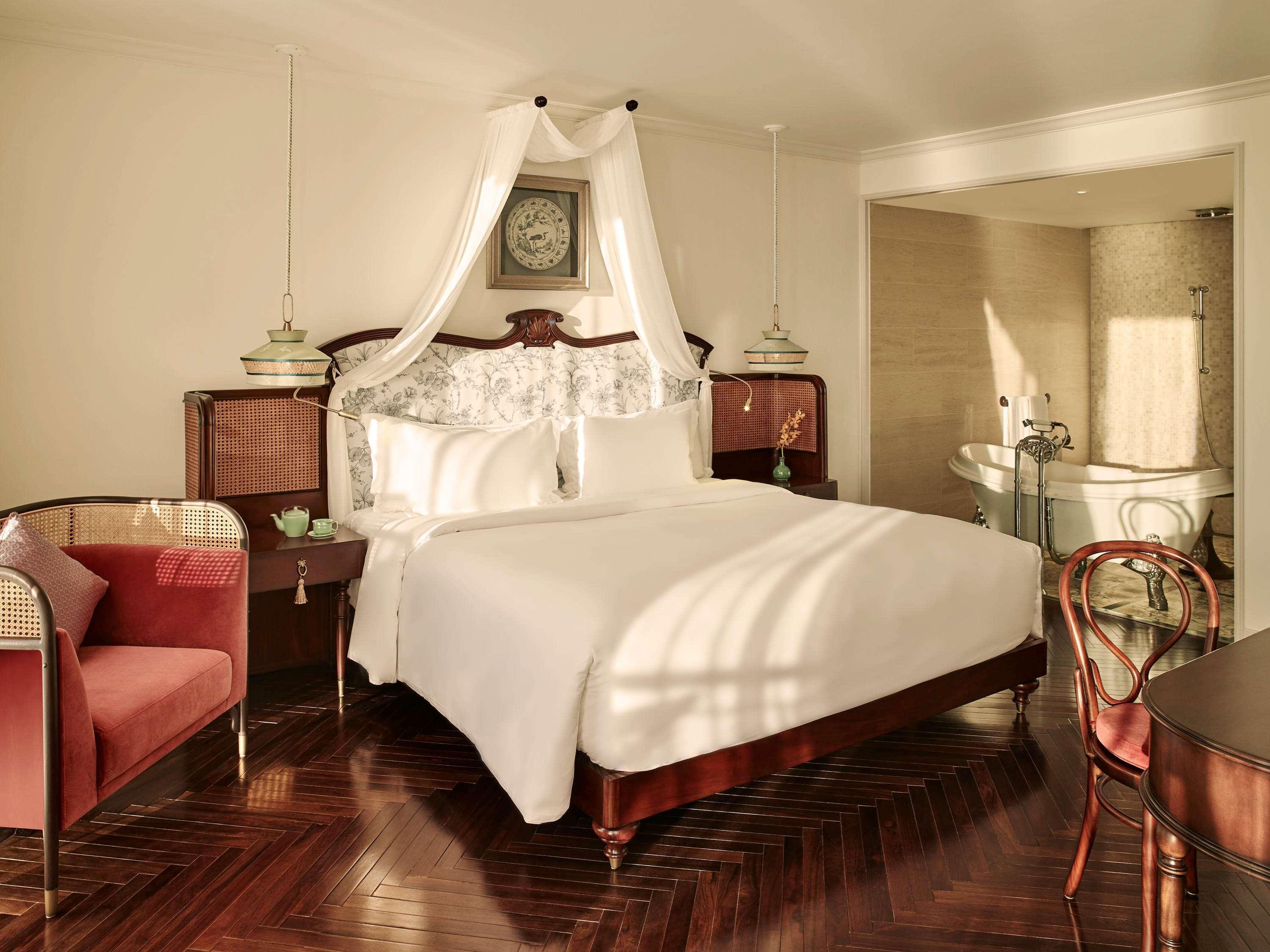 Hotel Perle D'Orient Cat Ba - Mgallery Chan Chau Εξωτερικό φωτογραφία A suite at the hotel